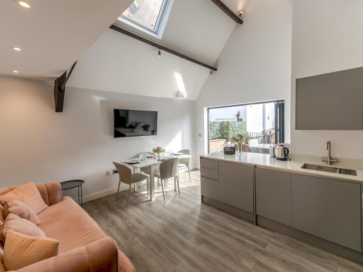 Pass The Keys Dahlia Contemporary Town Centre Apartment Shrewsbury Esterno foto