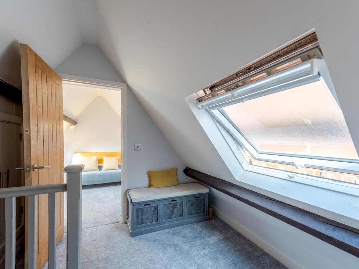 Pass The Keys Dahlia Contemporary Town Centre Apartment Shrewsbury Esterno foto